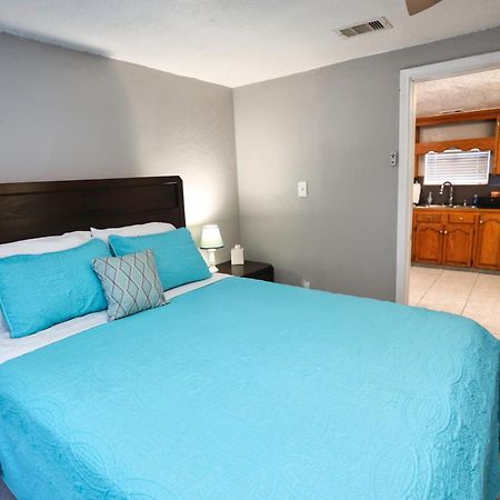 Galveston Getaway - Close To Everything Exterior foto