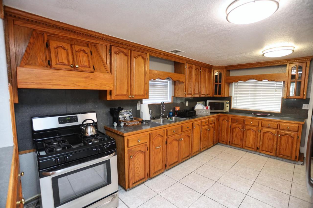 Galveston Getaway - Close To Everything Exterior foto
